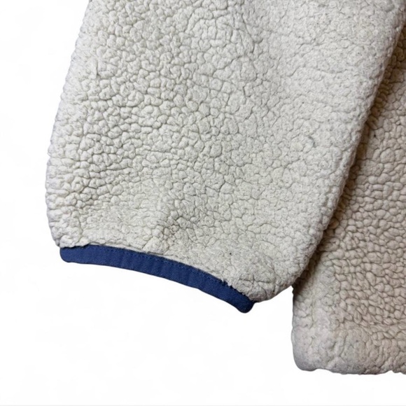 The North Face Men's Cream and Navy Sherpa 1/4 Zip-Up Sweater - Picture 6 of 6